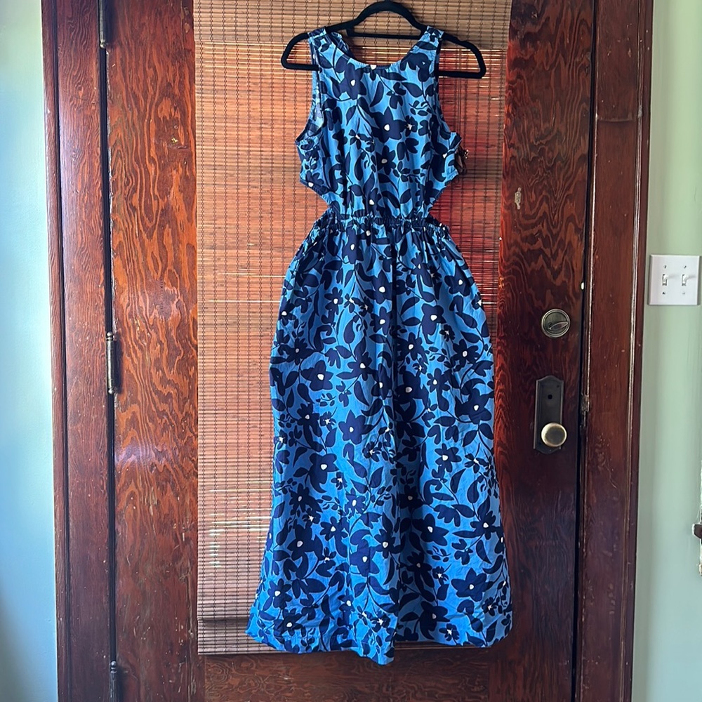 Who What Wear Blue Floral Sleeveless Dress w/Pockets